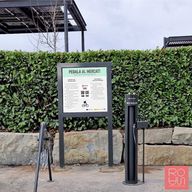 Cartellera d'acer acabat galvanitzat i pintat